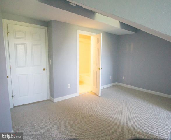 $735,000 | 480 Ferdinand Day Drive, Alexandria, VA 22304