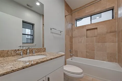 $2,700 | 2336 Jackson Street, Houston, TX 77004