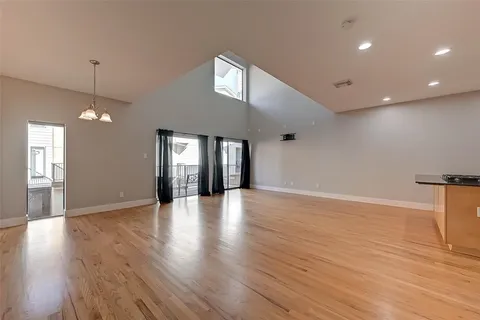 $2,700 | 2336 Jackson Street, Houston, TX 77004