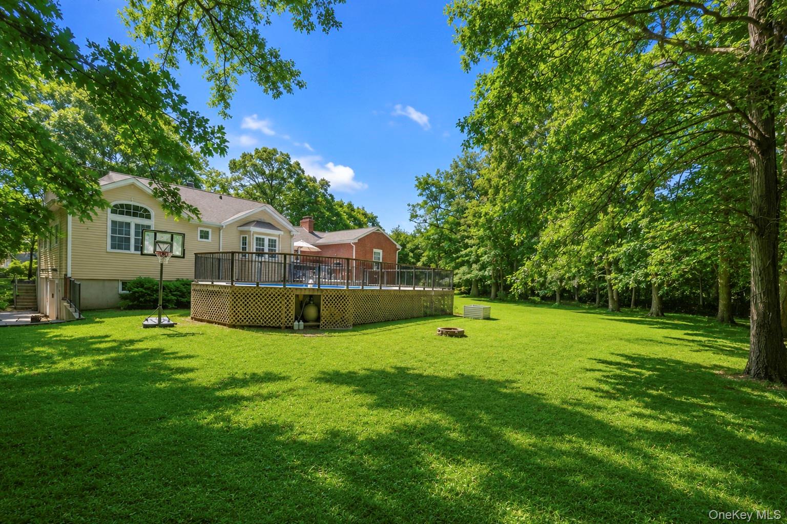 117 Hallock Road Lake Grove, NY 11755 - Photo 43 of 49 Gallery Image 43