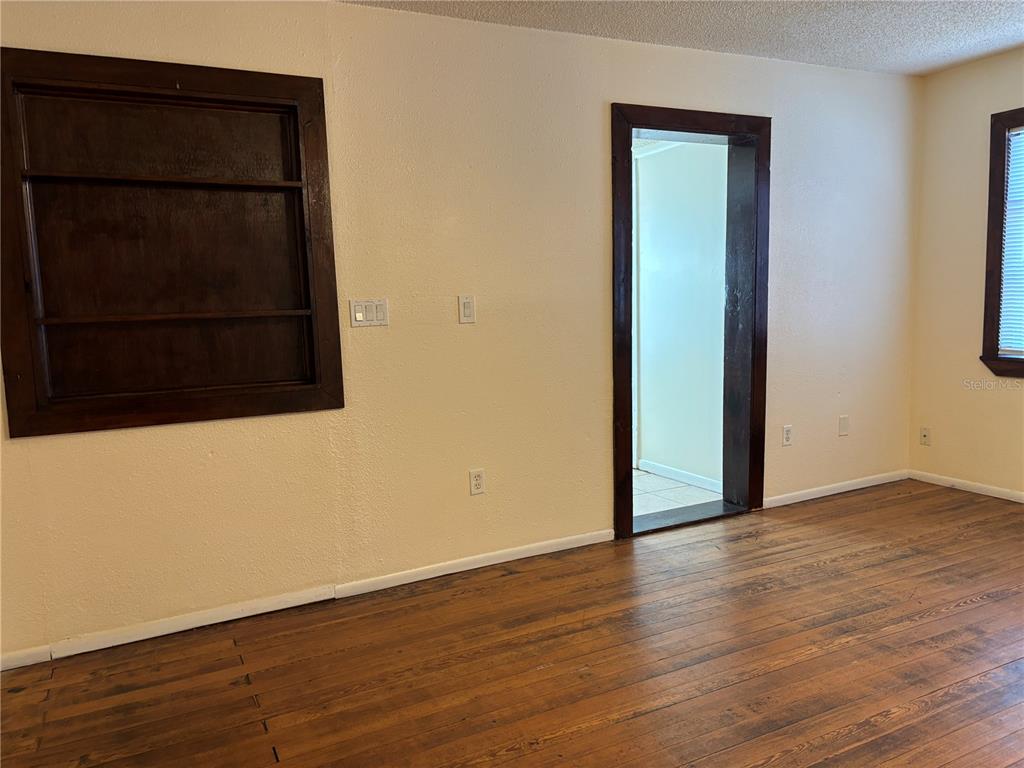 128 2nd Avenue Southwest Largo, FL 33770 - Photo 17 of 32