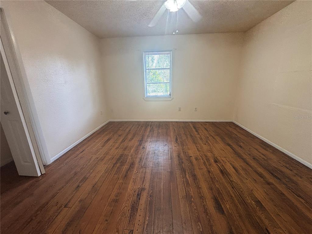 128 2nd Avenue Southwest Largo, FL 33770 - Photo 20 of 32