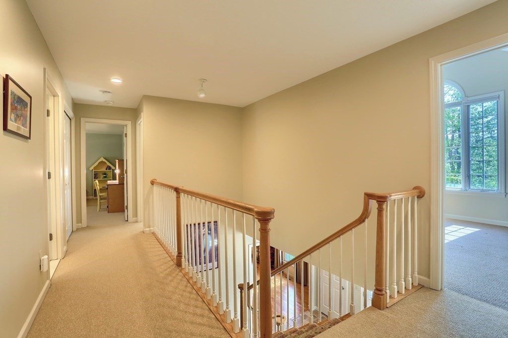 100 Ashford Road Longmeadow, MA 01106 - Photo 27 of 42