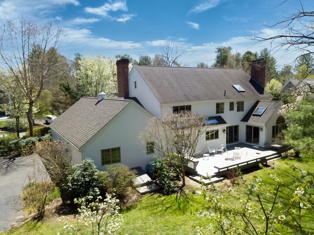 100 Ashford Road Longmeadow, MA 01106 - Photo 3 of 42