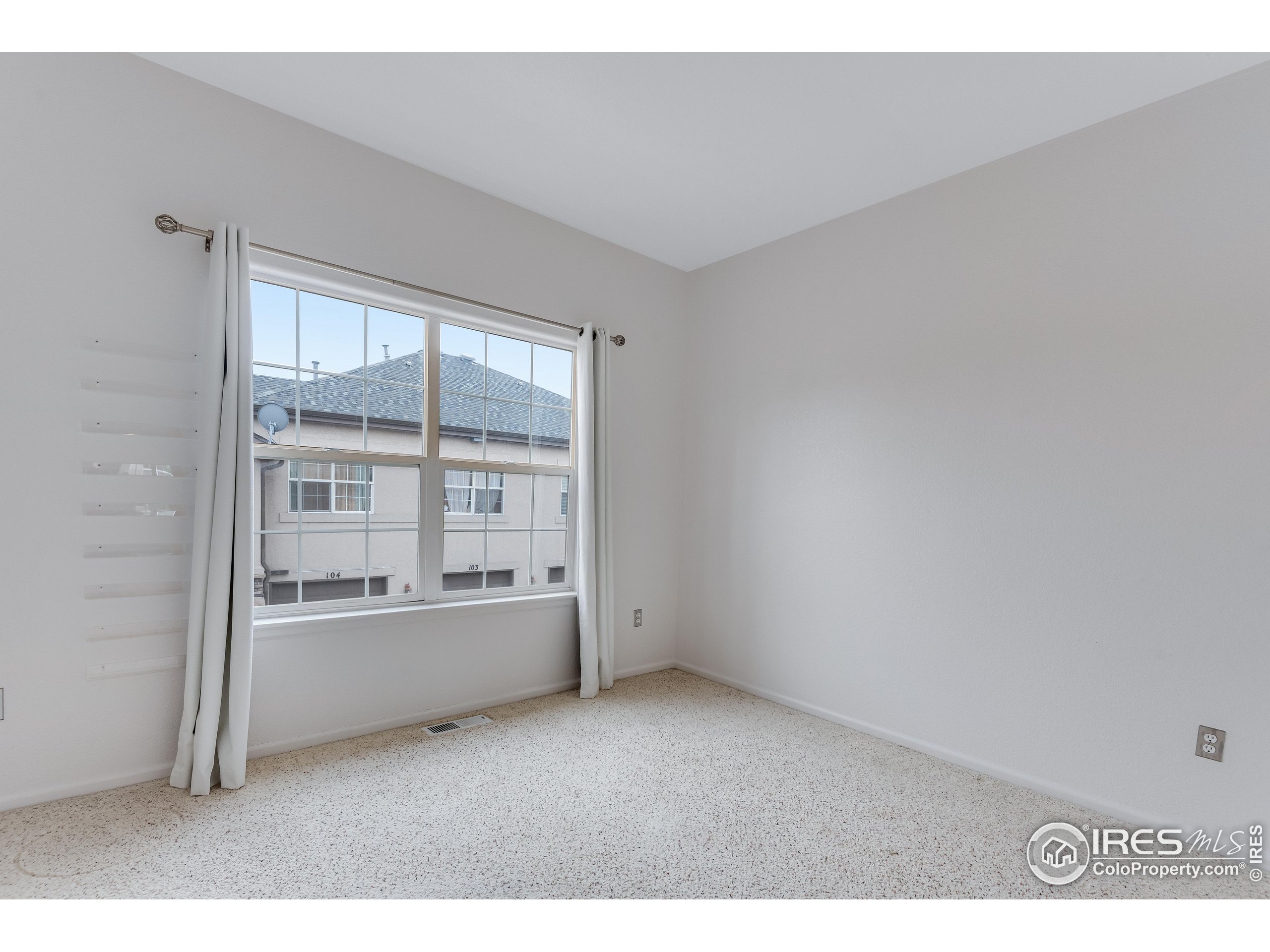 1405 South Chambers Road Aurora, CO 80017 - Photo 16 of 19