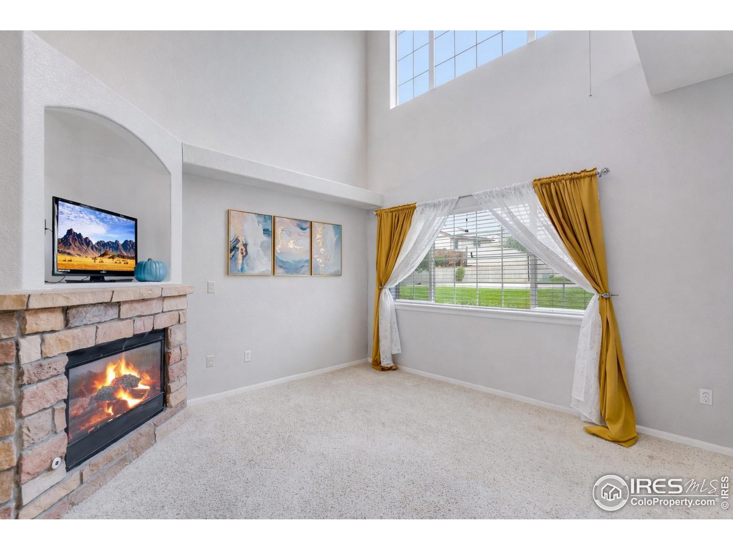 1405 South Chambers Road Aurora, CO 80017 - Photo 5 of 19