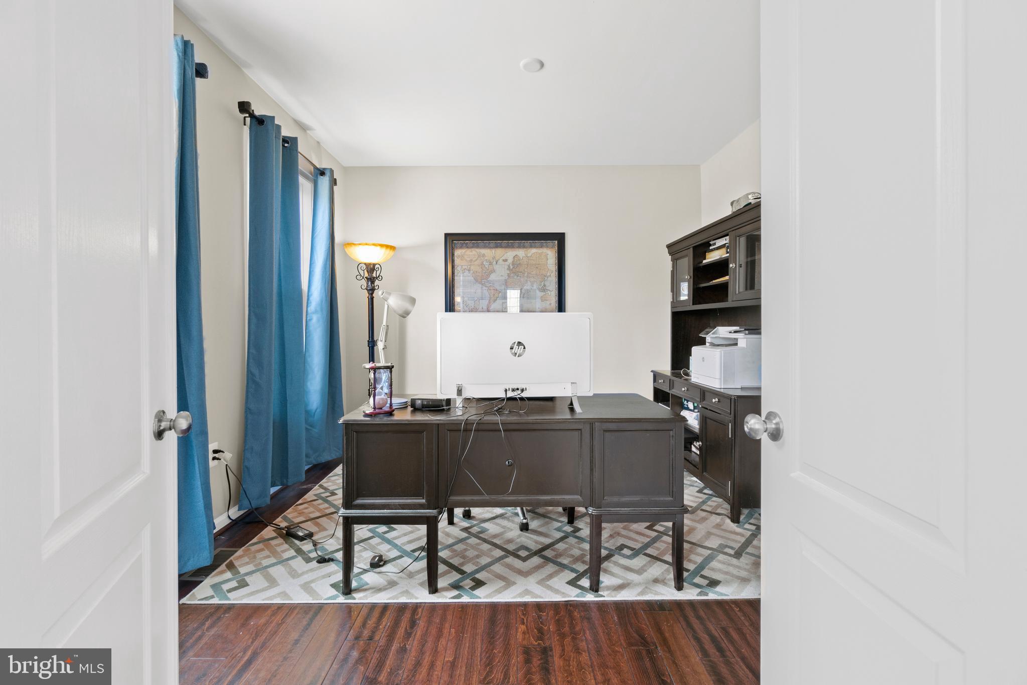 2400 Courthouse Road Stafford, VA 22554 - Photo 5 of 39 A Teleworker's dream - privacy galore.