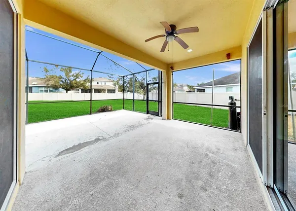 $2,700 | 17423 New Cross Circle, Lithia, FL 33547