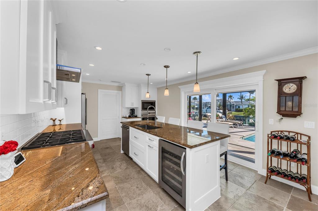 520 Golf Links Lane Longboat Key, FL 34228 - Photo 18 of 78