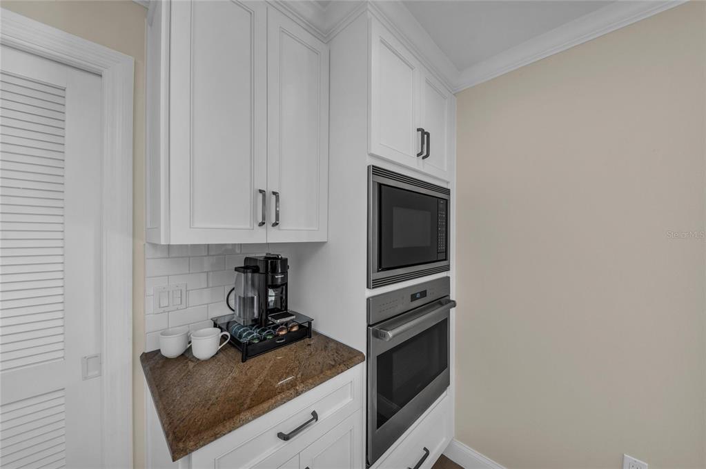 520 Golf Links Lane Longboat Key, FL 34228 - Photo 21 of 78