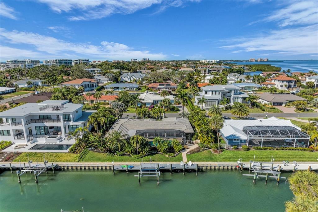 520 Golf Links Lane Longboat Key, FL 34228 - Photo 4 of 78