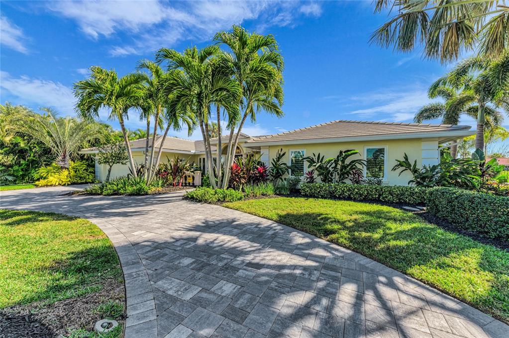 520 Golf Links Lane Longboat Key, FL 34228 - Photo 7 of 78