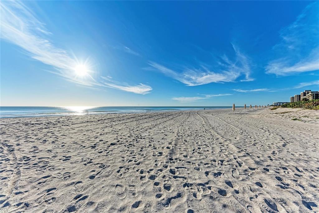 520 Golf Links Lane Longboat Key, FL 34228 - Photo 72 of 78