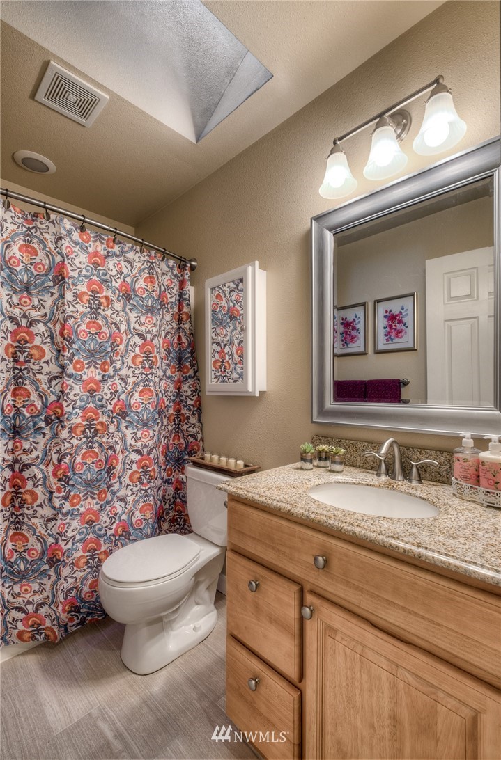 2019 Northeast 9th Court, Unit B Renton, WA 98056 - Photo 16 of 23 Gallery Image 16