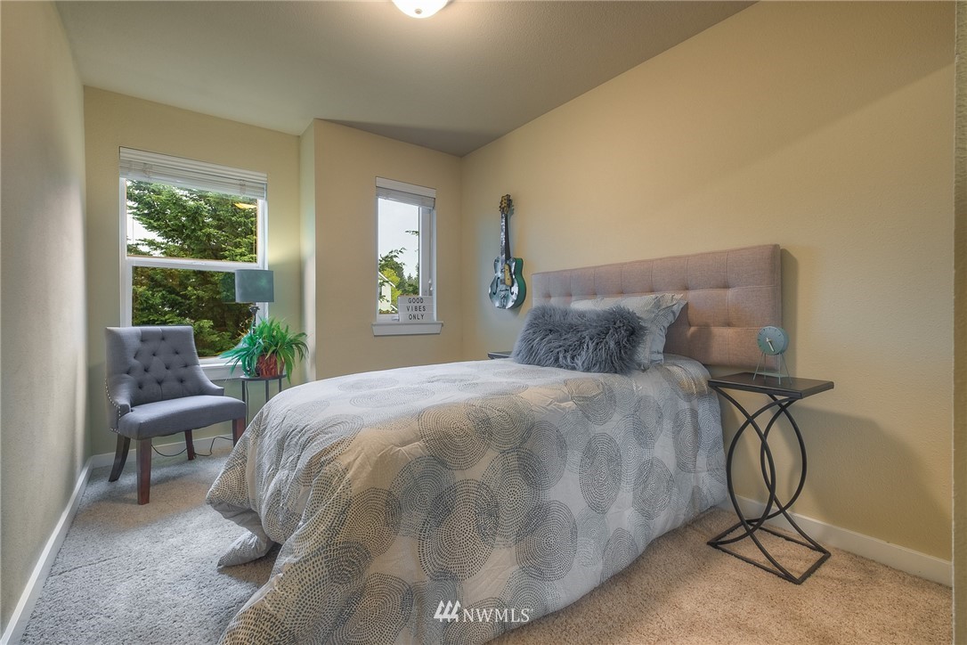 2019 Northeast 9th Court, Unit B Renton, WA 98056 - Photo 18 of 23 Gallery Image 18