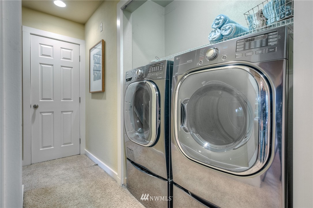 2019 Northeast 9th Court, Unit B Renton, WA 98056 - Photo 22 of 23 Gallery Image 22