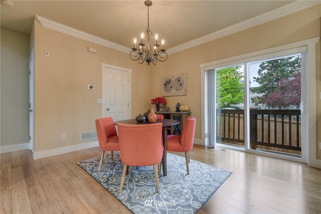 2019 Northeast 9th Court, Unit B Renton, WA 98056 - Photo 7 of 23 Gallery Image 7