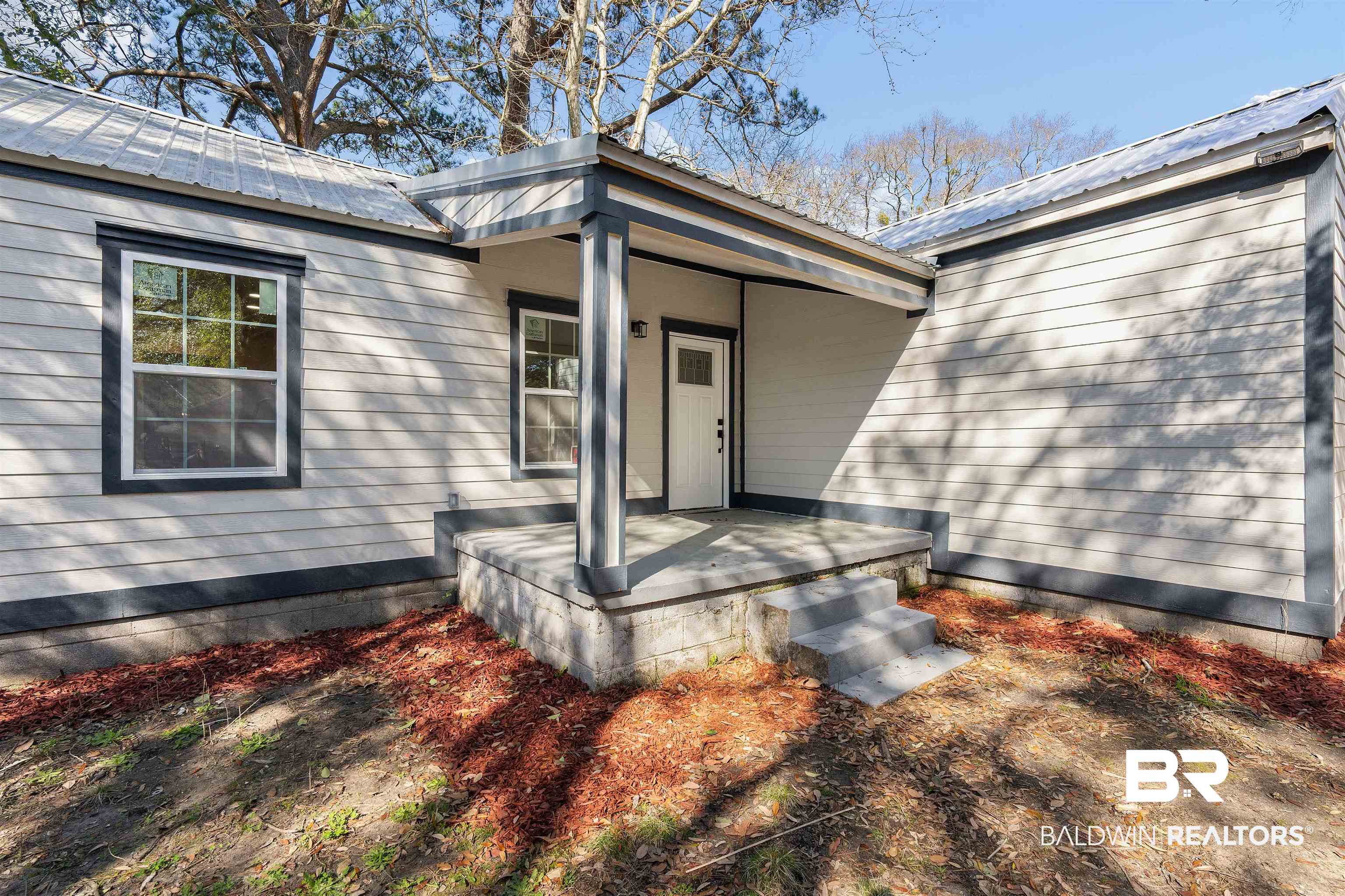 156 Potter Drive Mobile, AL 36606 - Photo 2 of 19