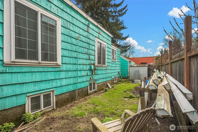 $650,000 | 809 South Orcas Street, Seattle, WA 98108