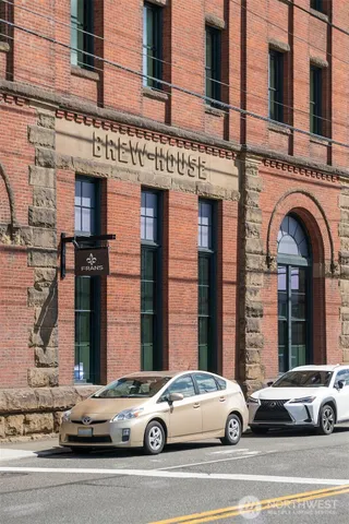 $650,000 | 809 South Orcas Street, Seattle, WA 98108