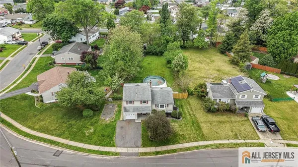 $569,999 | 56 Ferris Road, Edison, NJ 08817