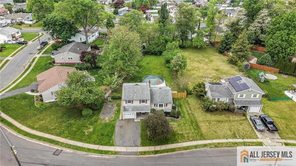 56 Ferris Road Edison, NJ 08817 - Photo 1 of 28