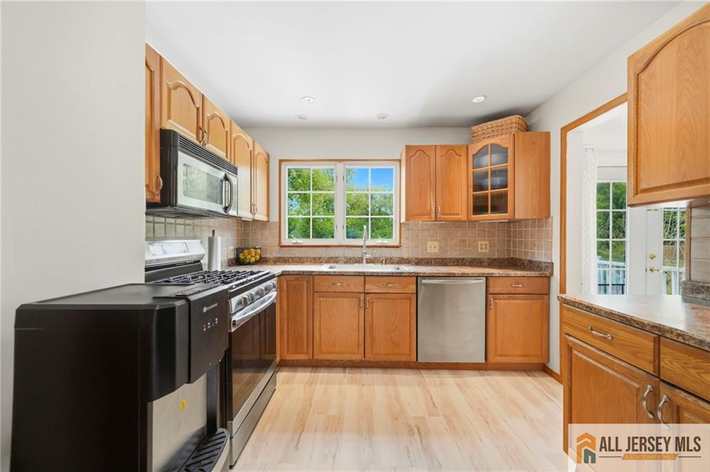 56 Ferris Road Edison, NJ 08817 - Photo 15 of 28