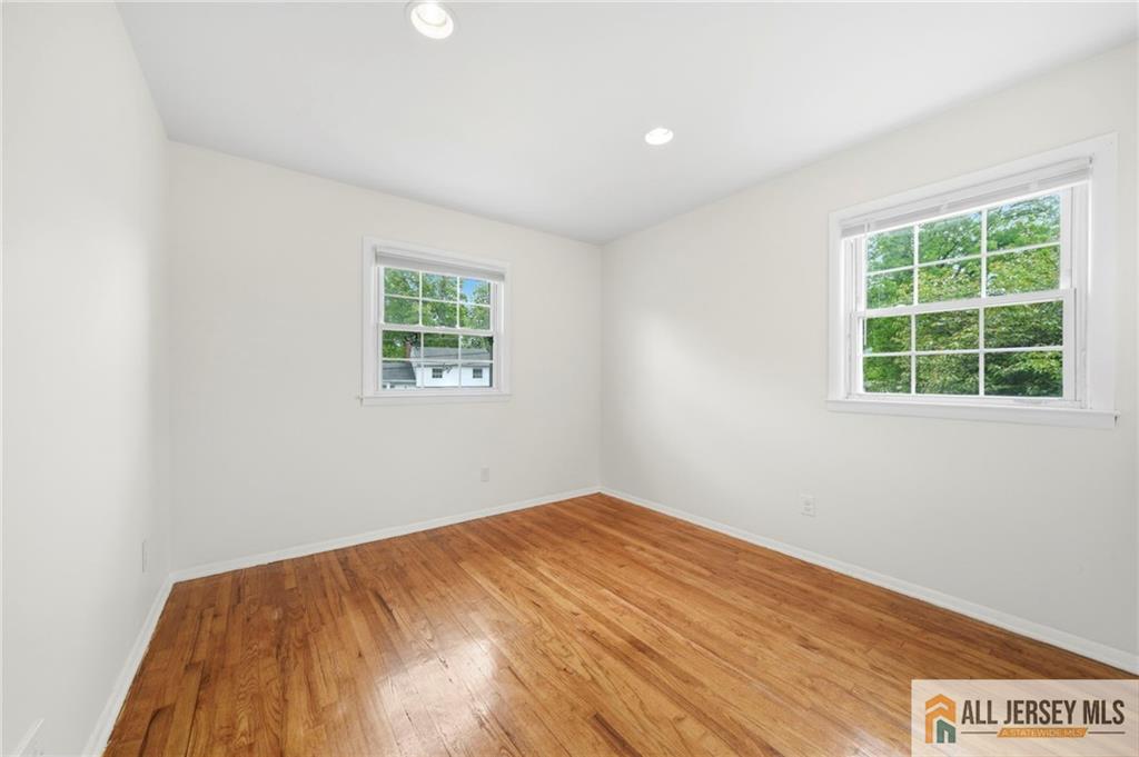 56 Ferris Road Edison, NJ 08817 - Photo 24 of 28