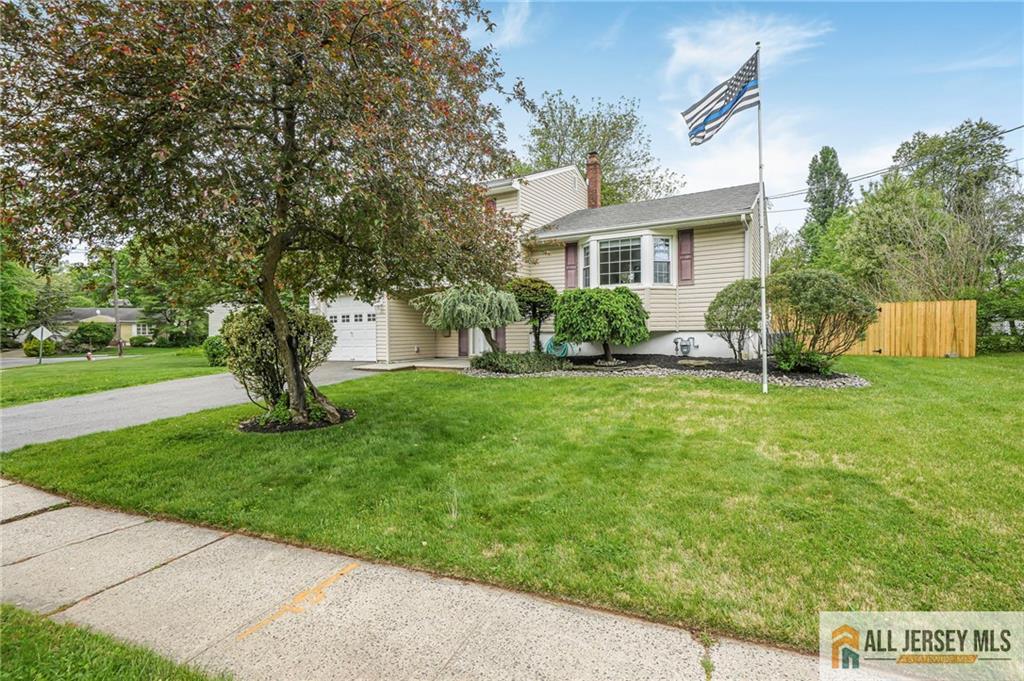 56 Ferris Road Edison, NJ 08817 - Photo 3 of 28