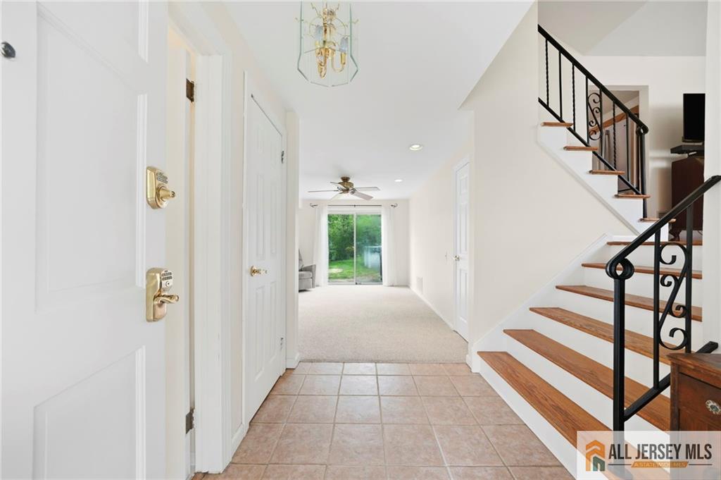 56 Ferris Road Edison, NJ 08817 - Photo 4 of 28