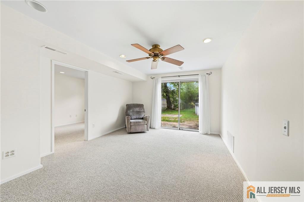 56 Ferris Road Edison, NJ 08817 - Photo 6 of 28