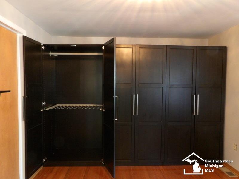 22128 Derby Road Woodhaven, MI 48183 - Photo 40 of 41