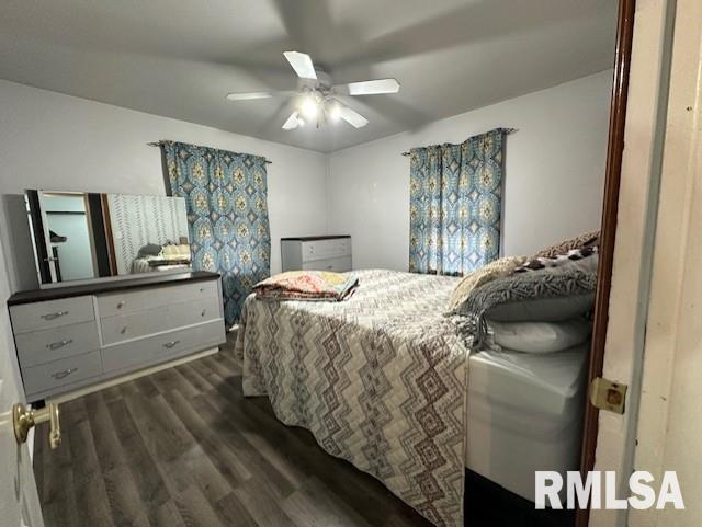 1844 Mound Road Jacksonville, IL 62650 - Photo 10 of 21 Gallery Image 10