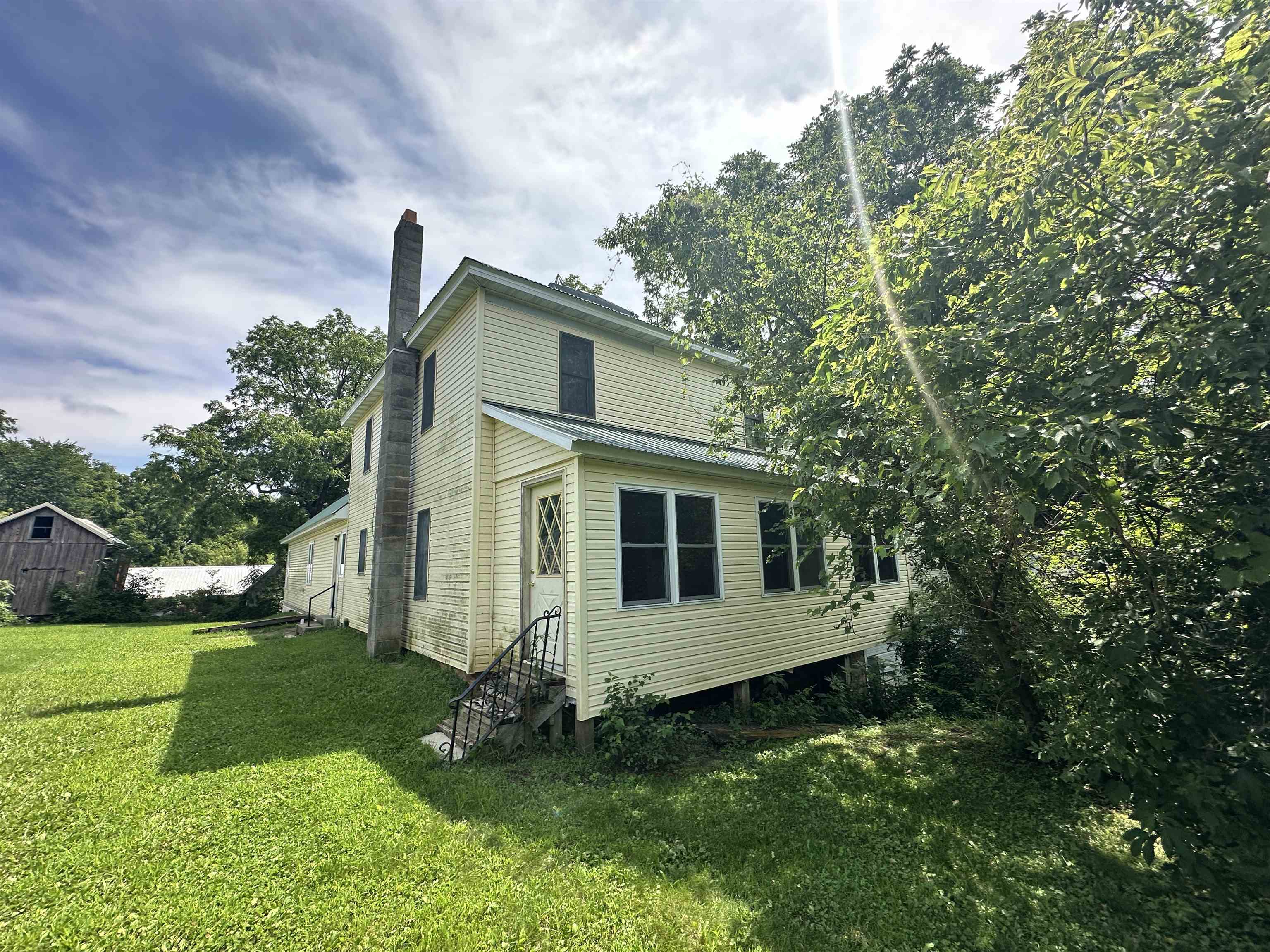 S1664 Farra Road La Valle, WI 53941 - Photo 4 of 88