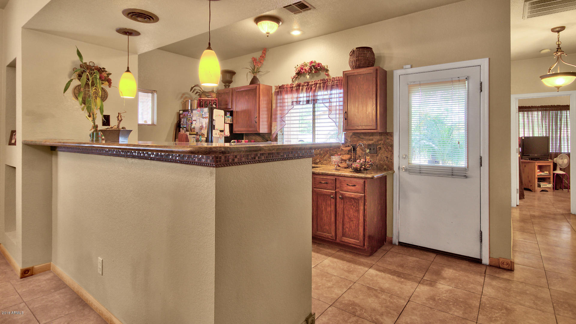 1338 East Apollo Road Phoenix, AZ 85042 - Photo 9 of 26 11