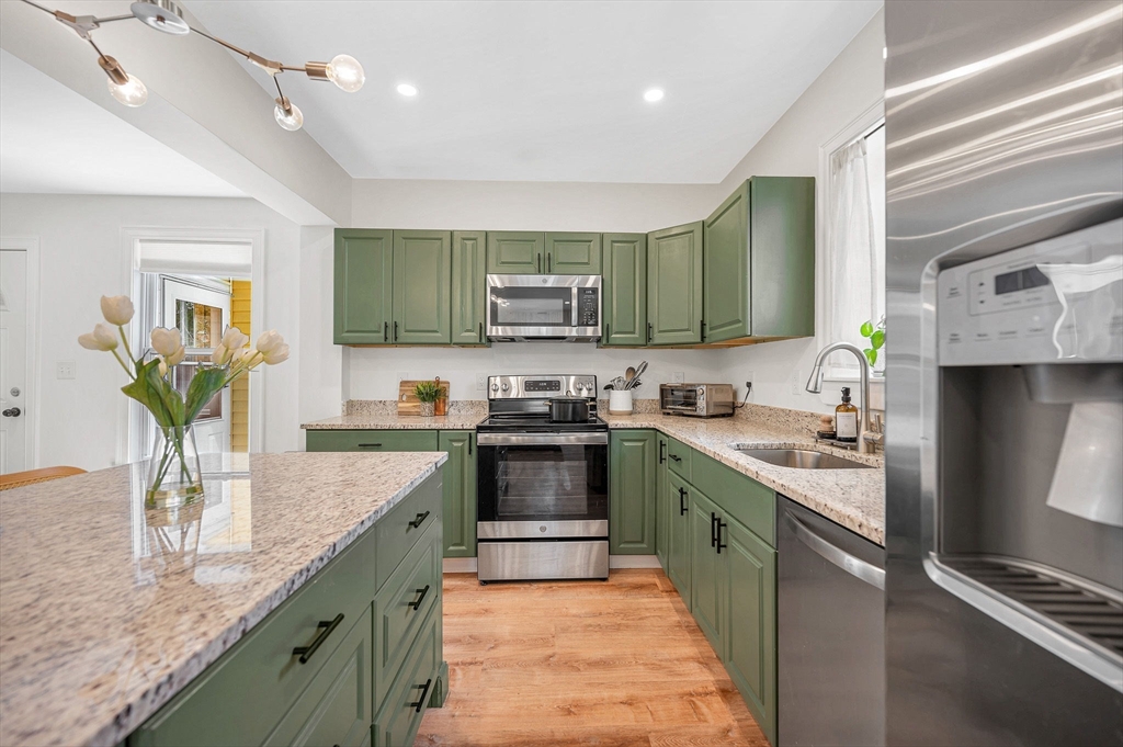 1 Ravine Terrace, Unit 1 Melrose, MA 02176 - Photo 7 of 29