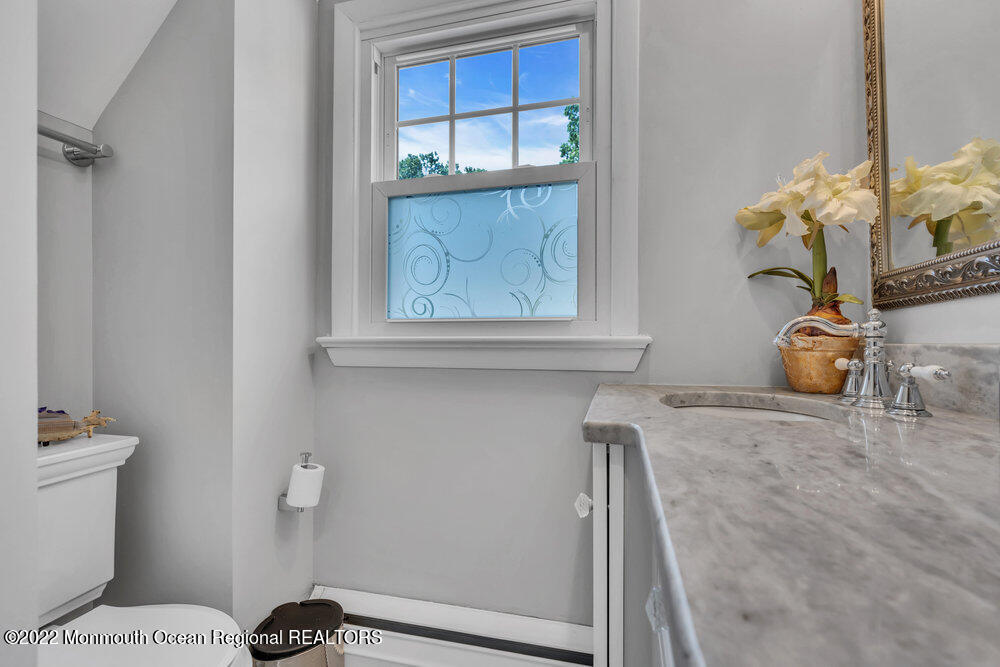 112 Pinckney Road Red Bank, NJ 07701 - Photo 38 of 77 016__dsc6093