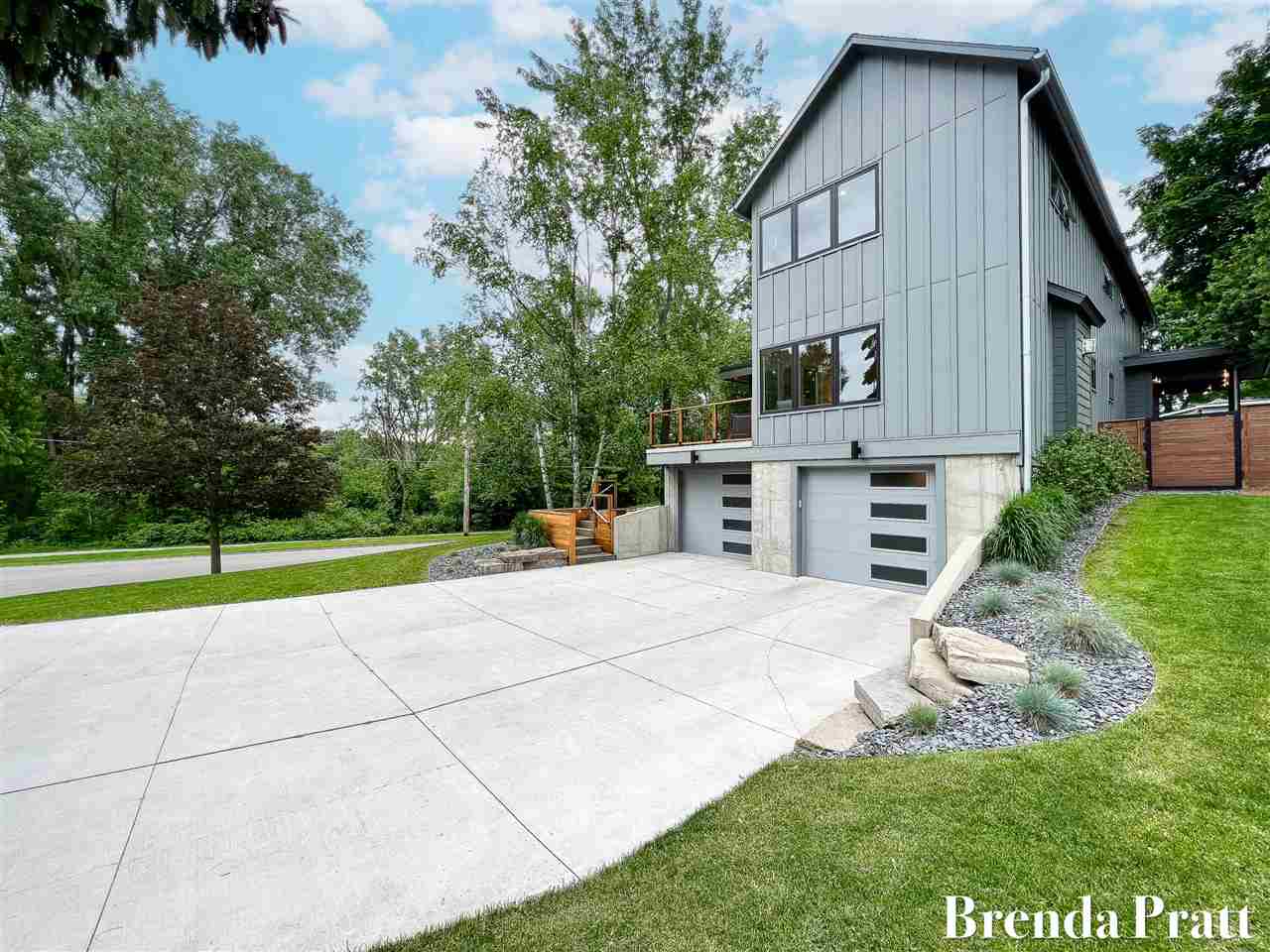509 Manhattan Road East Grand Rapids, MI 49506 - Photo 47 of 48