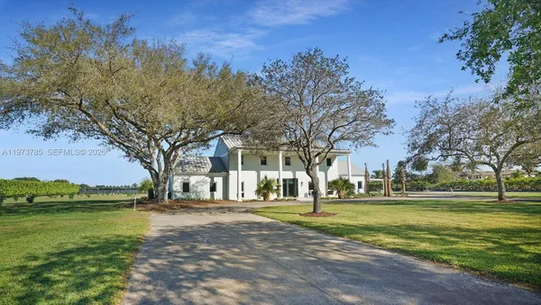 $3,195,000 | 25025 Southwest 202nd Avenue, Homestead, FL 33031