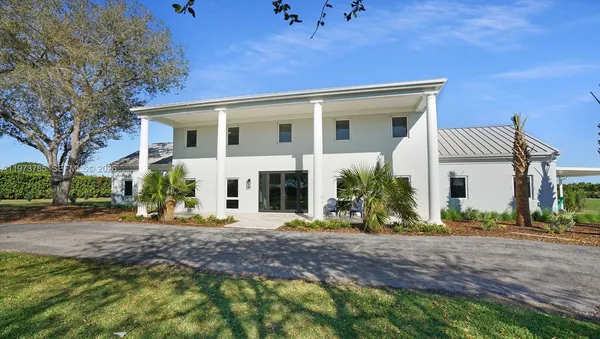 $3,195,000 | 25025 Southwest 202nd Avenue, Homestead, FL 33031