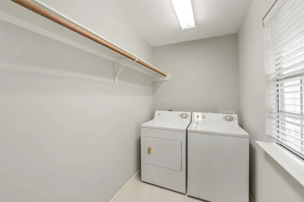 $1,950 | 3231 Stoneydale Lane, Spring, TX 77388