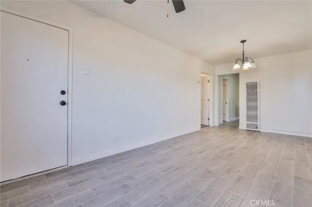 $579,900 | 1962 East 114th Street, Los Angeles, CA 90059