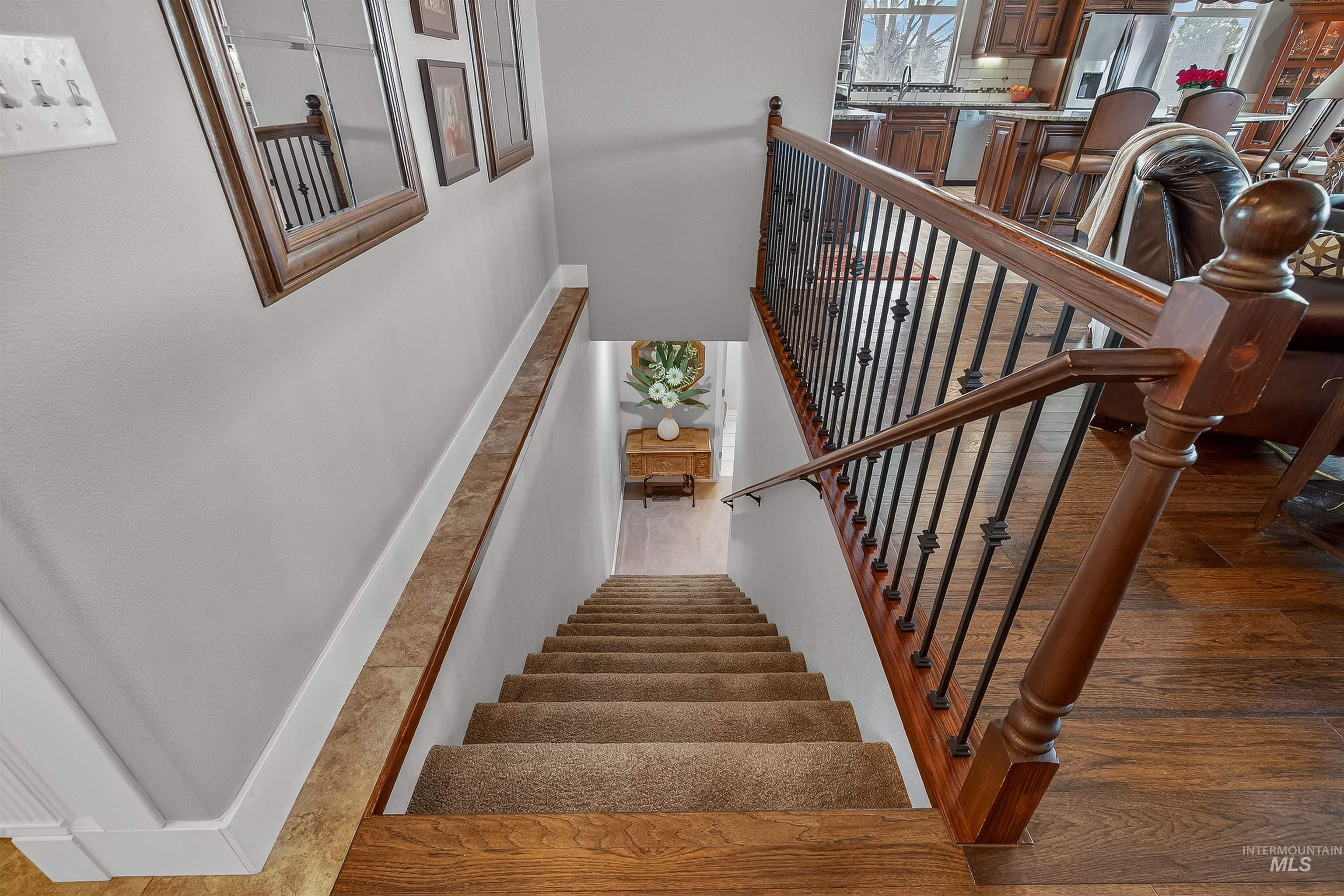 3978 Foothill Drive Lewiston, ID 83501 - Photo 25 of 40 Stairway featuring baseboards