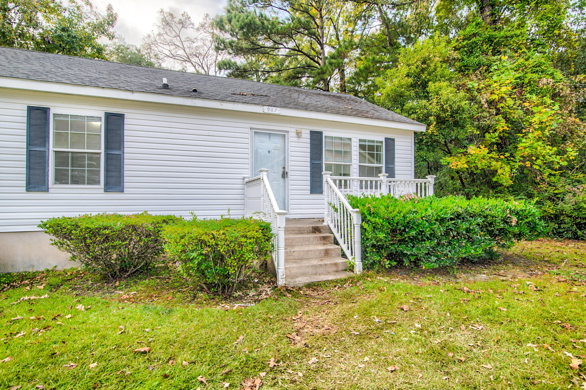 987 Rochelle Avenue Charleston, SC 29407 - Photo 1 of 13 987 Rochelle-15