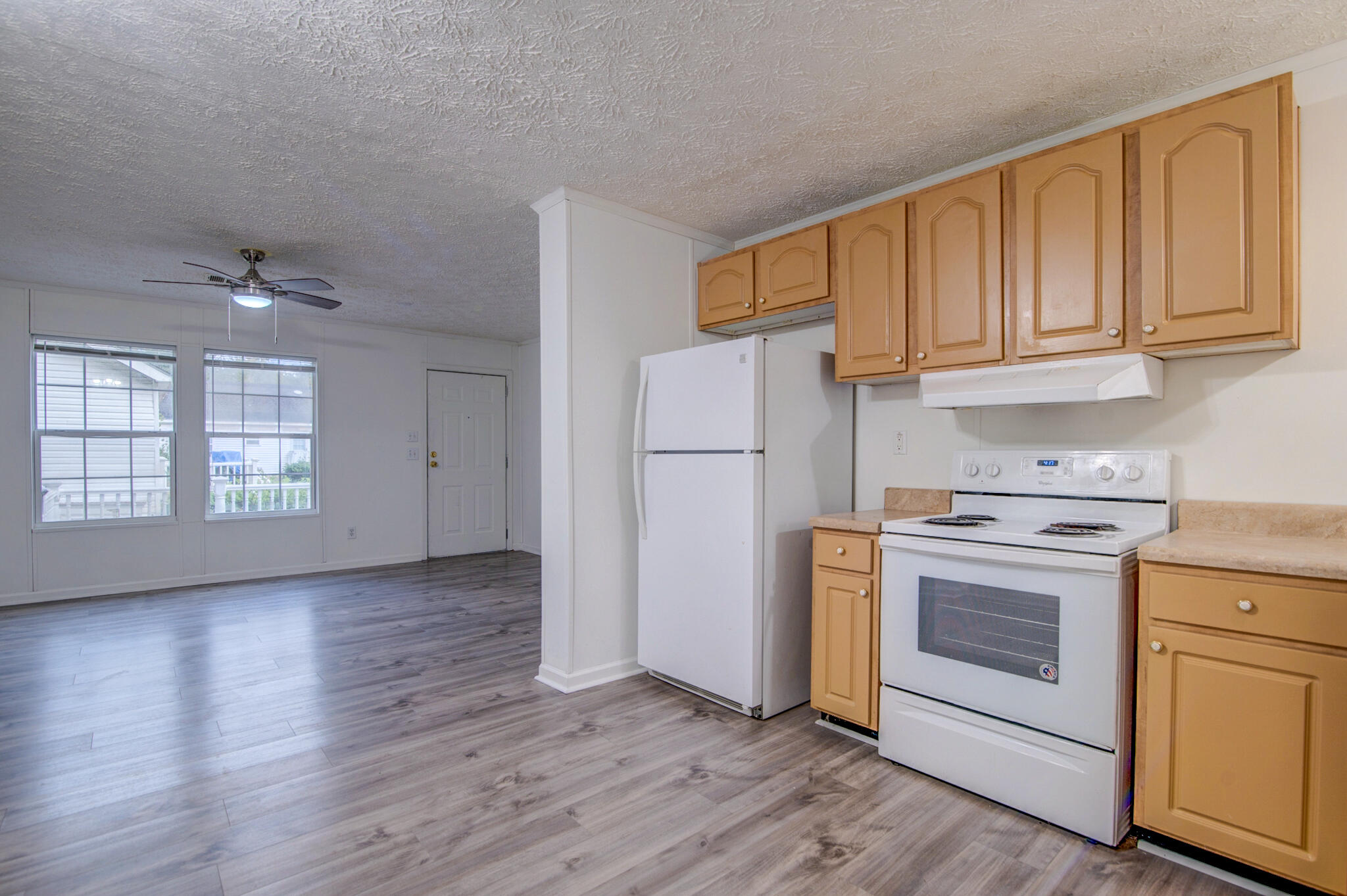 987 Rochelle Avenue Charleston, SC 29407 - Photo 4 of 13 987 Rochelle-9