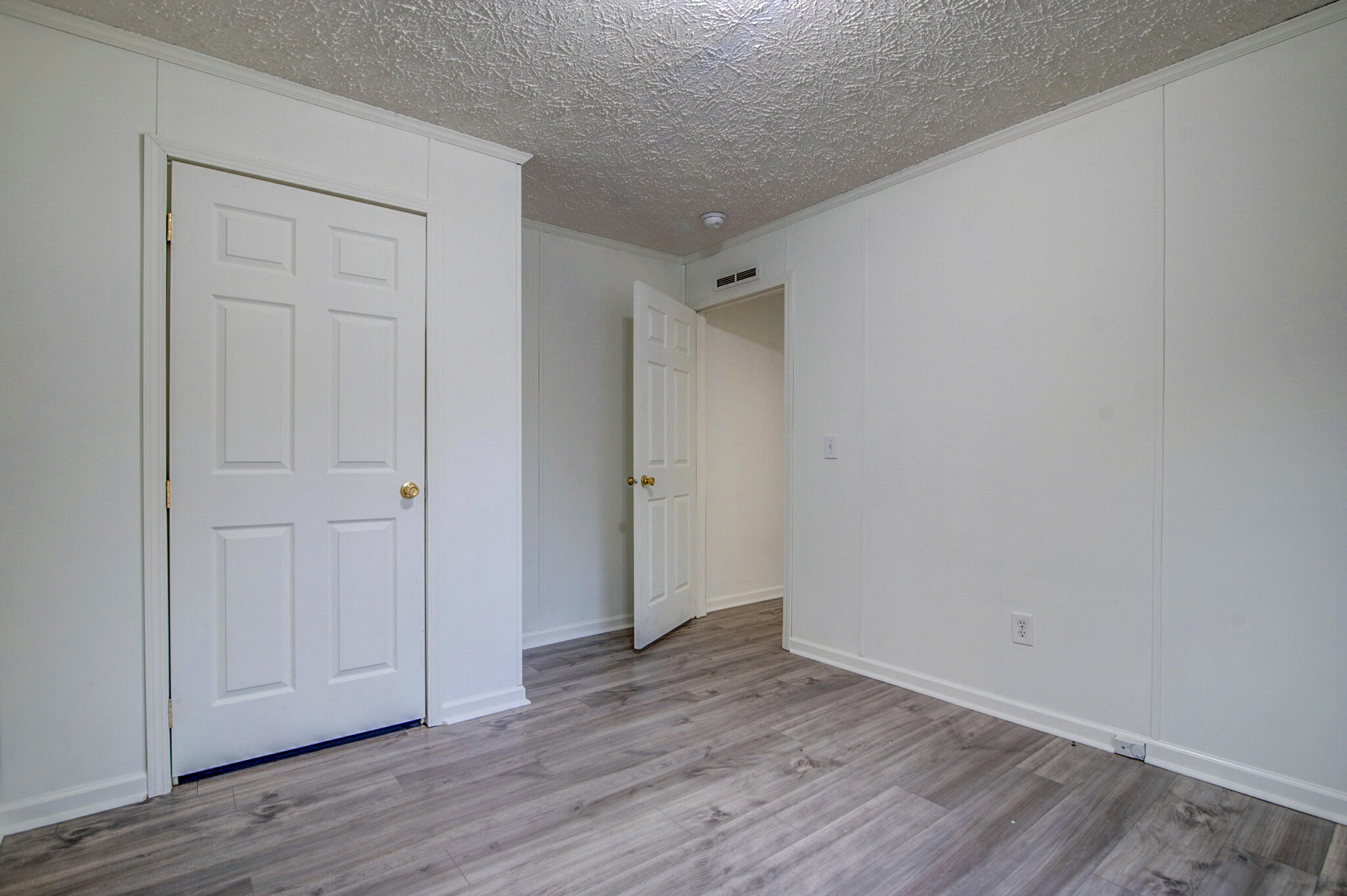987 Rochelle Avenue Charleston, SC 29407 - Photo 9 of 13 987 Rochelle-3