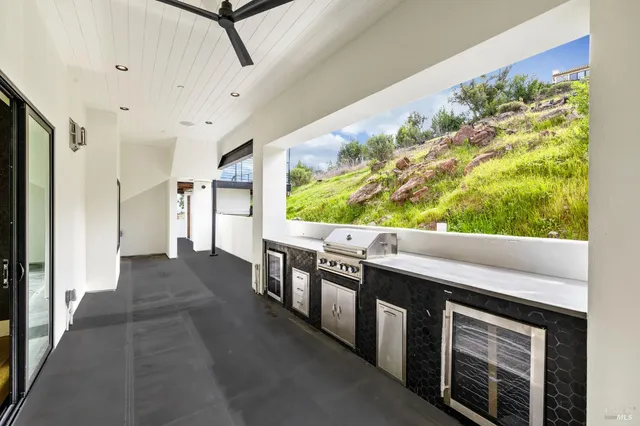 $2,790,000 | 3942 Shelter Glen Way, Santa Rosa, CA 95404