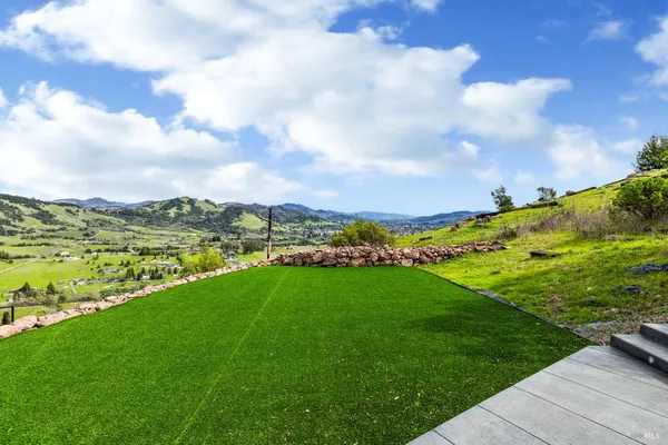 $2,699,000 | 3942 Shelter Glen Way, Santa Rosa, CA 95404