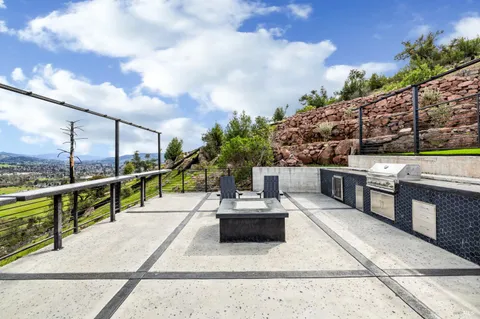 $2,790,000 | 3942 Shelter Glen Way, Santa Rosa, CA 95404