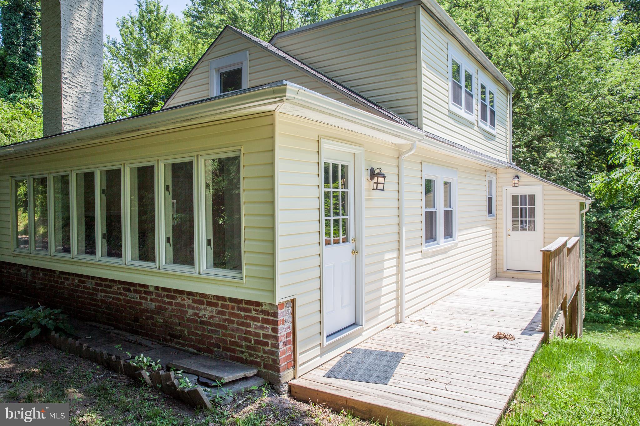 314 Middletown Road Media, PA 19063 - Photo 4 of 20